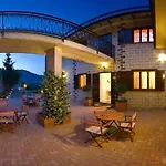 ベッド・アンド・ブレックファスト Casa Pendola 4*