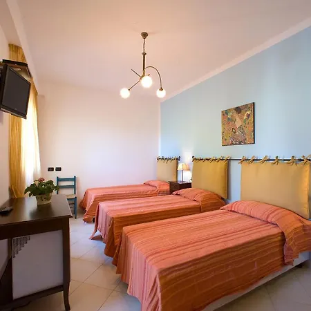 Casa Pendola אג'רולה